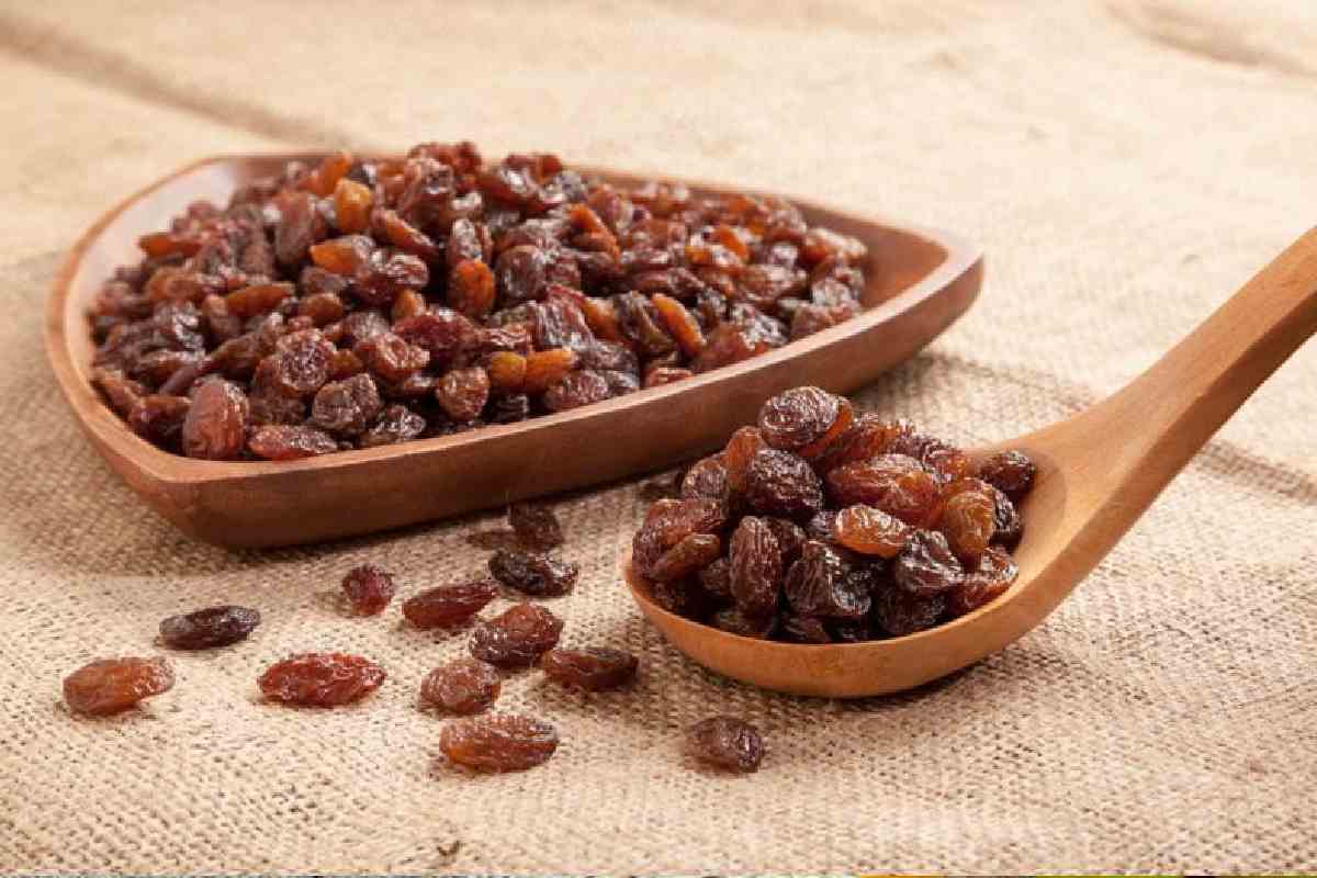 کشمش پلویی همدل؛ آفتابی تیزابی سیاه بسته 450 گرمی Hamdel