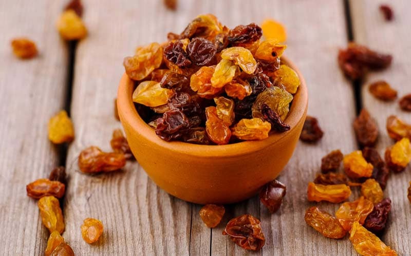 کشمش درجه 3؛ مویز پلویی سبز درمان پوکی استخوان Raisins
