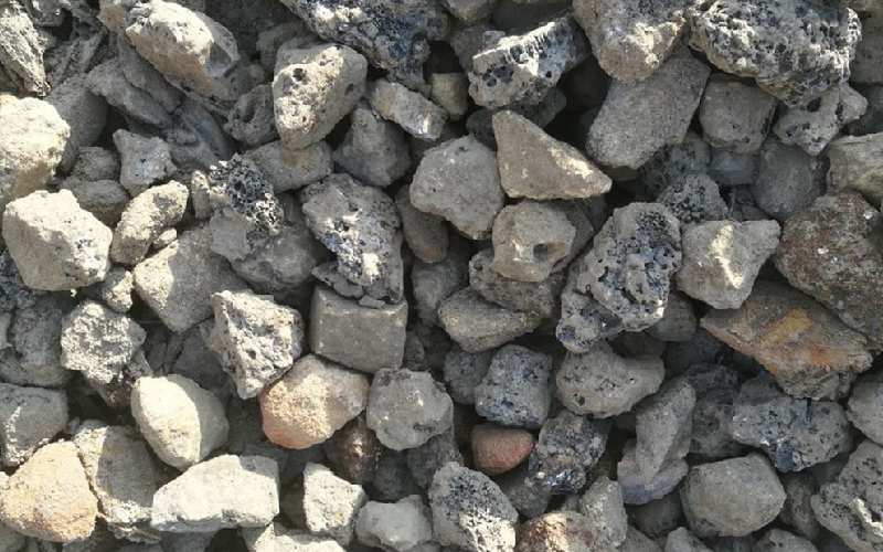 پوکه معدنی دماوند؛ قهوه ای مشکی مقاوم مناسب استحکام استخوان