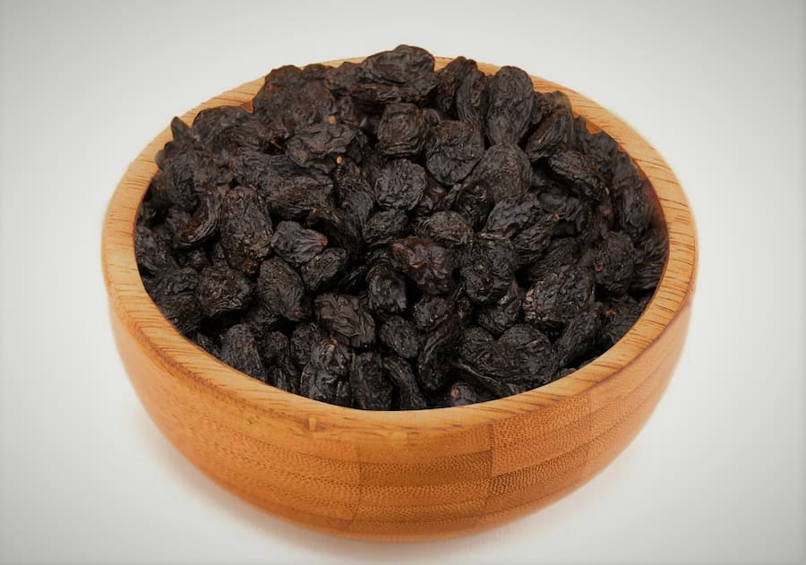 کشمش بیدانه سیاه؛ درمان کم خونی ضدعفونت التهاب حاوی کلسیم iron