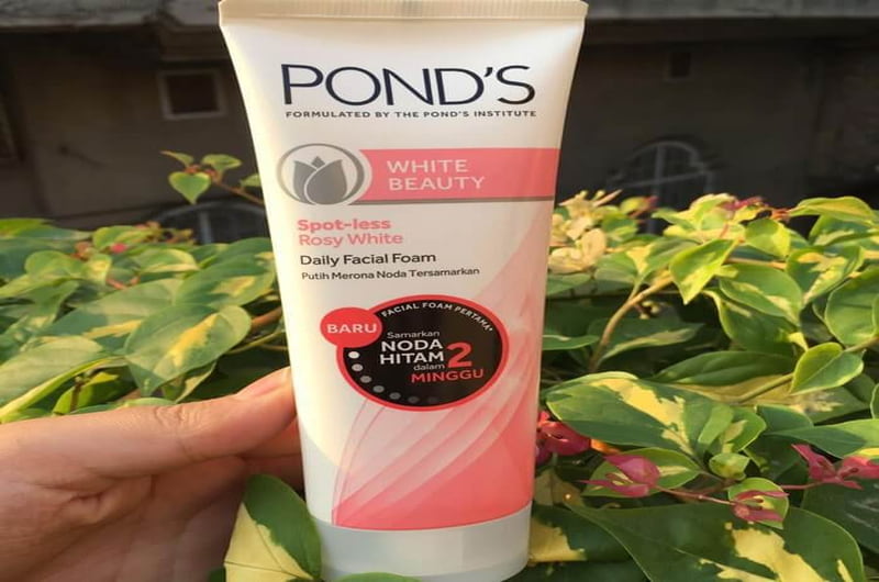 شوینده صورت پوندز؛ ذغال هندوانه کلاژن ساز شاداب کننده