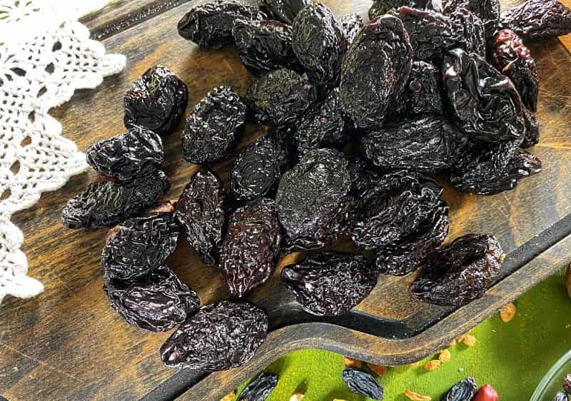 آلو بخارا شهر خرو؛ زرد قهوه ای فاقد کرم خوردگی ماندگاری بالا 