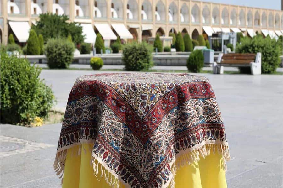 سفره قلمکار شیراز؛ پارچه پنبه ای 4 رنگ زرد سبز آبی سیاه