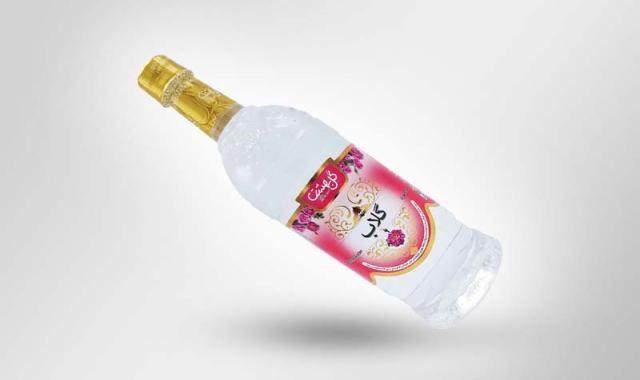 گلاب بهشتیان کاشان (عرق گل) طعم تلخ گس حاوی Vitamin C E