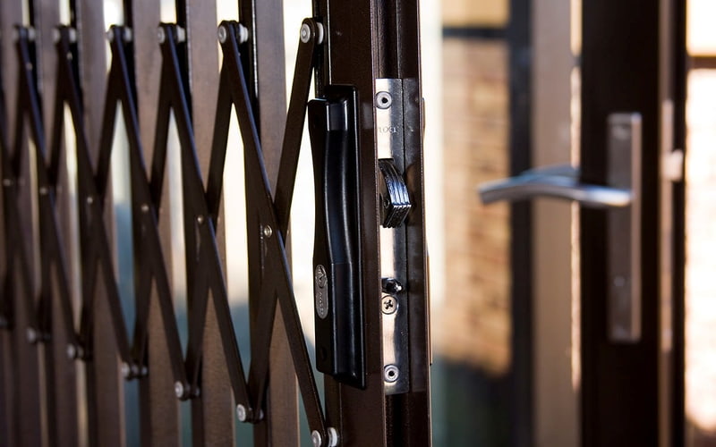 درب ضد سرقت شیک و جدید؛ چوبی فلزی 108×212 سانتی متر عمده