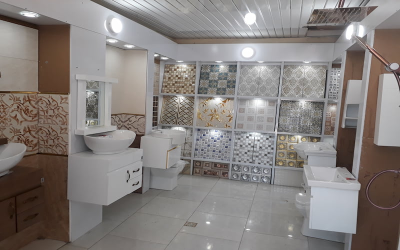 کاشی سرامیک چکی؛ حمام مستطیل شیشه ضد ضربه خش اسید