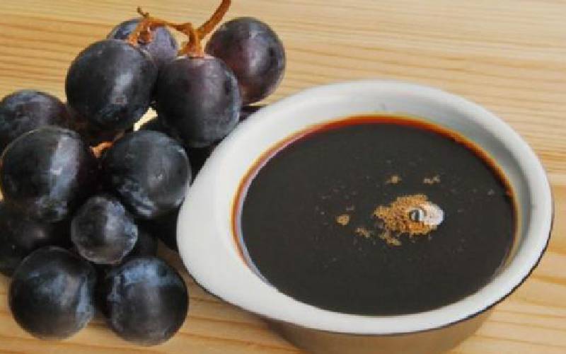 شیره انگور اعلا؛ غلیظ شیرین شفاف ویتامین (A B C) انرژی زا