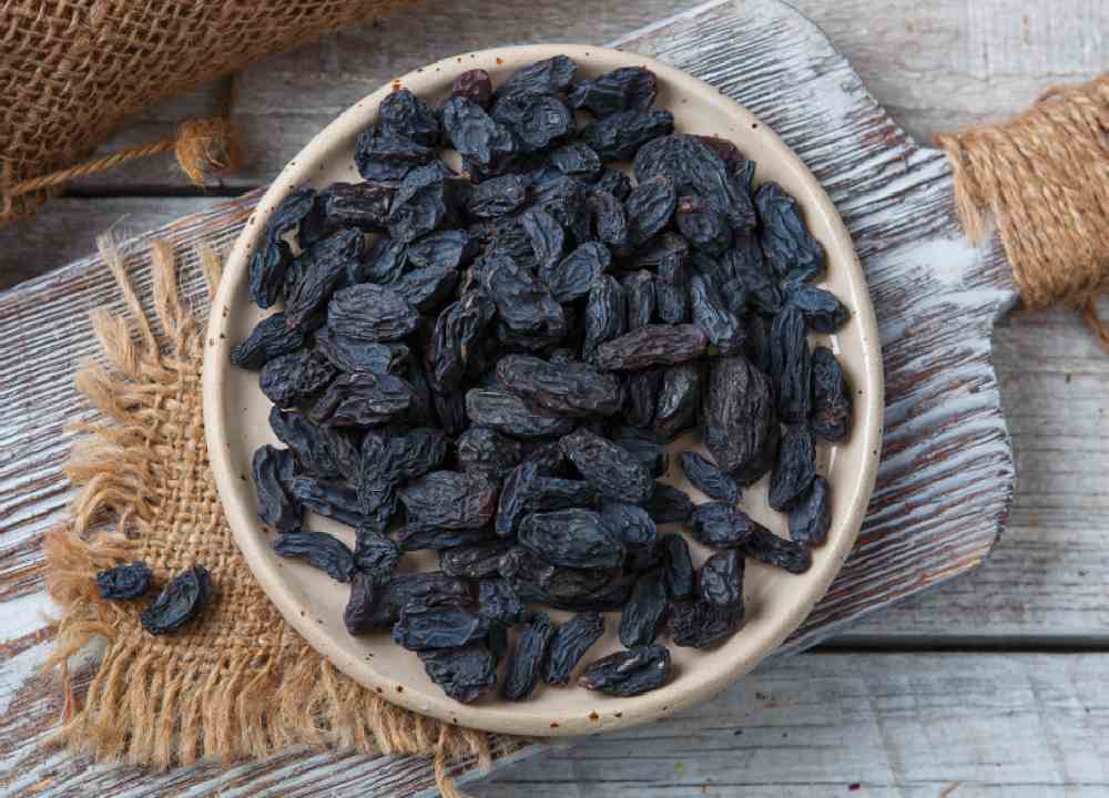 کشمش مویز کاشمر؛ هسته دار بدون هسته جایگزین قند سلامت قلب