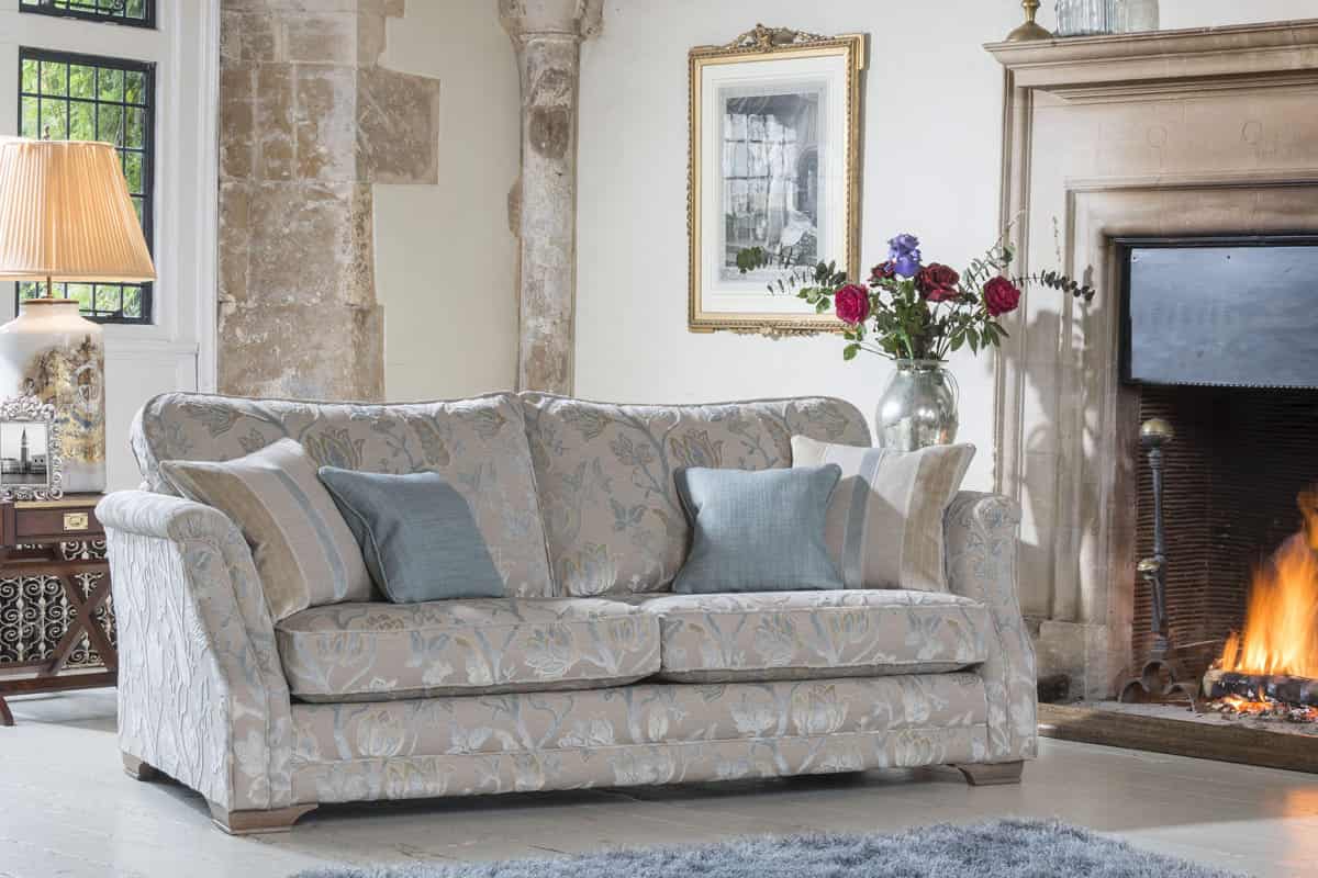 پارچه مبلی ژاکارد؛ پرده کوسن مبل 3 نوع برجسته طرح دار لمه