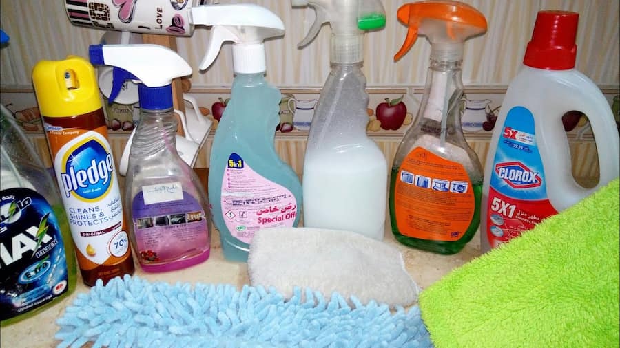 مواد شوینده افق کوروش؛ آنزیم پلیمر سورفکتانت 2 مدل ژل فوم