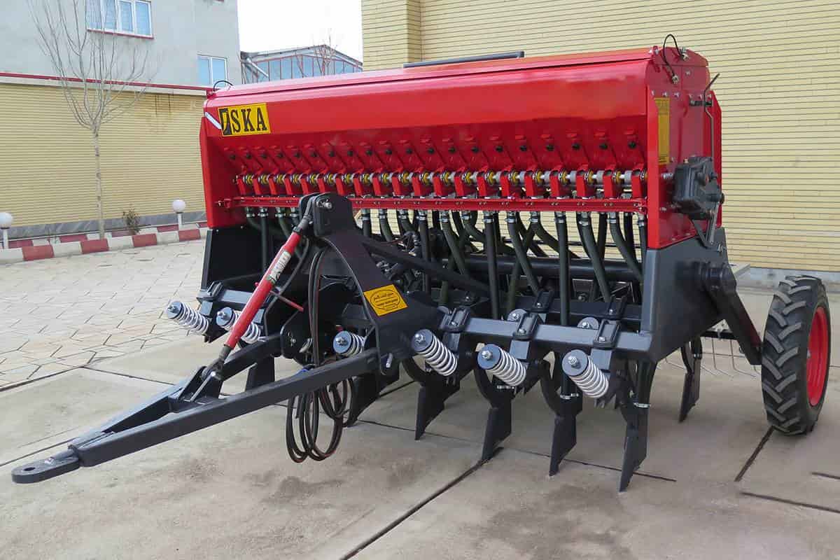 دستگاه ردیف کار چغندر؛ برداشت مکانیزه افزایش راندمان 6 rows