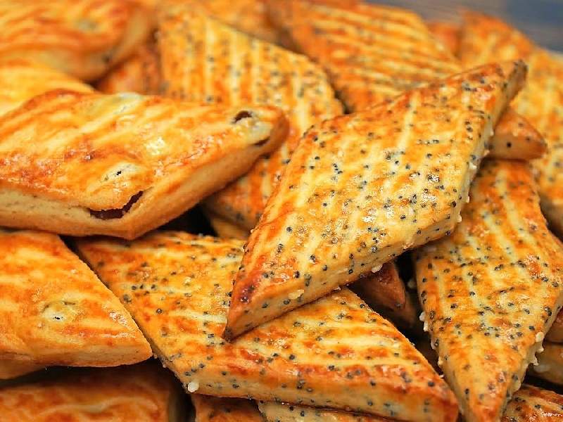 کلوچه خرمایی افغانی؛ تنوری خانگی مقوی حاوی گوگرد sodium