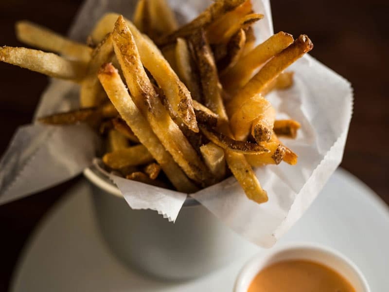 خلال سیب زمینی ترد (چیپس) منجمد آماده 2 نوع ساده شکل دار