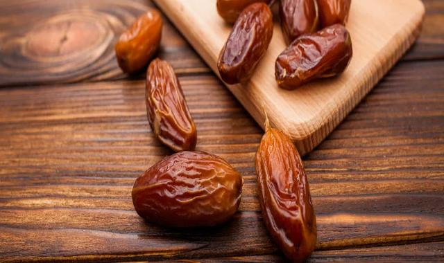 خرما خاصویی بندرعباس؛ پوکی استخوان مصرف روزانه Calcium