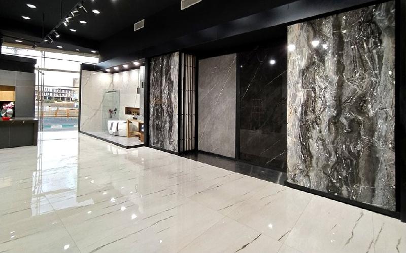 کاشی زمرد بافق؛ طرح سنگ پارکت گلدار لعابدار ابعاد 60*30 50*50