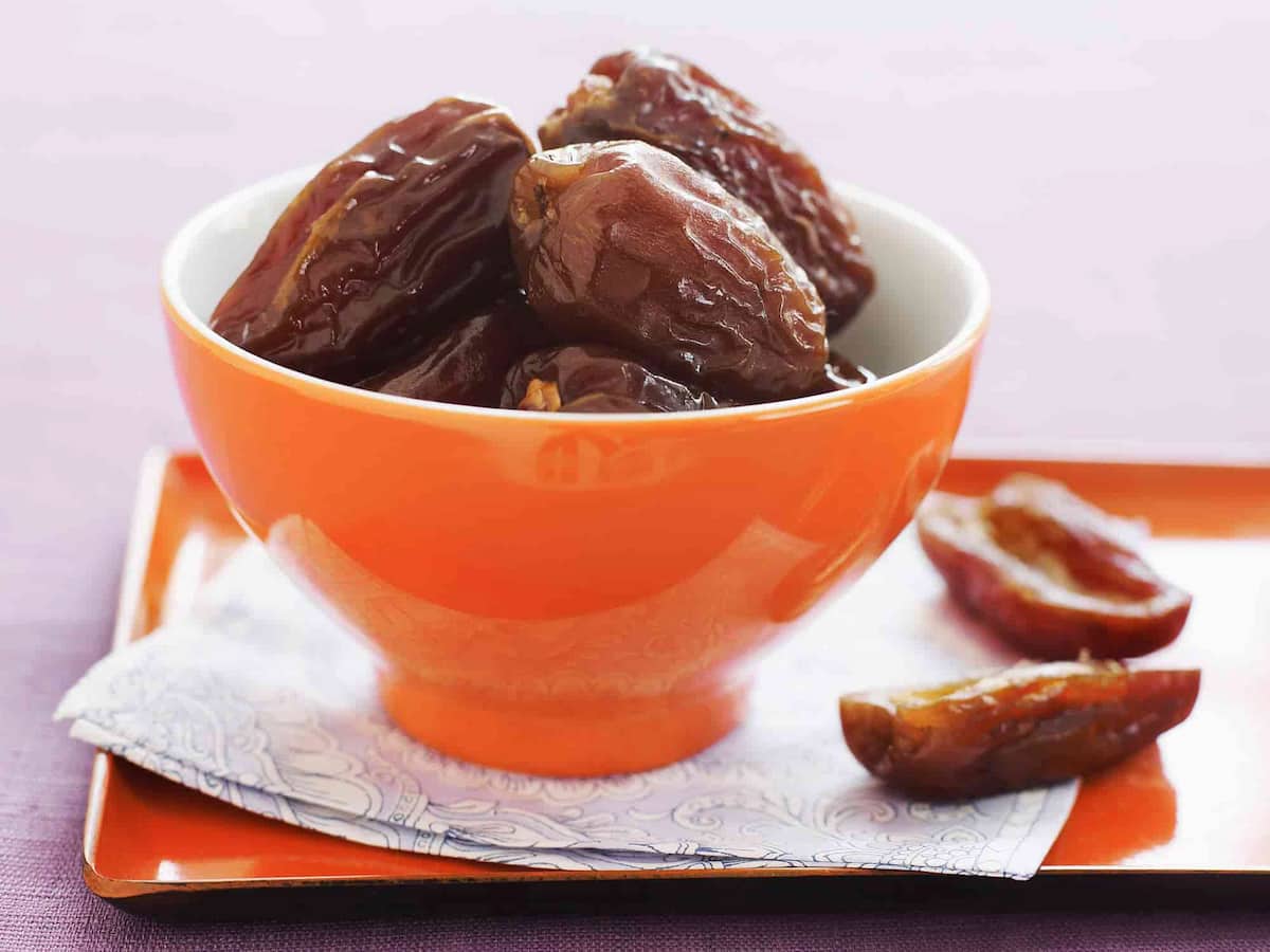 خرما مضافتی صادراتی؛ بافت نرم درمان ریزش مو 2 رنگ صادراتی (export)