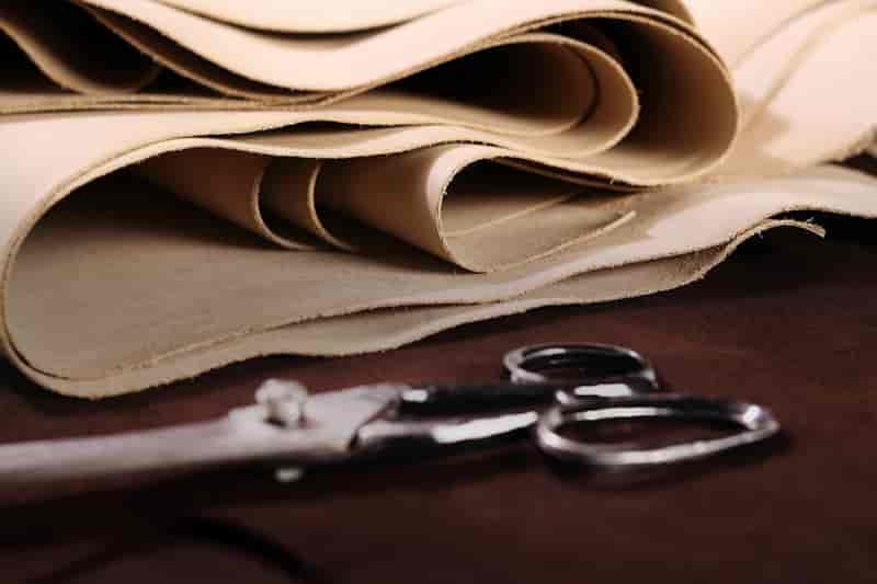 چرم مصنوعی فیروزه ای؛ قهوه ای زرشکی زرد 2 مدل ورنی لمه Polyurethane