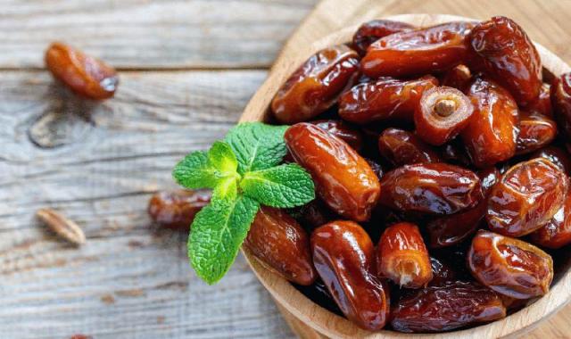 خرما و دیابت نوع 1؛ دارای آهن پروتئین کلسیوم تقویت سیستم ایمنی