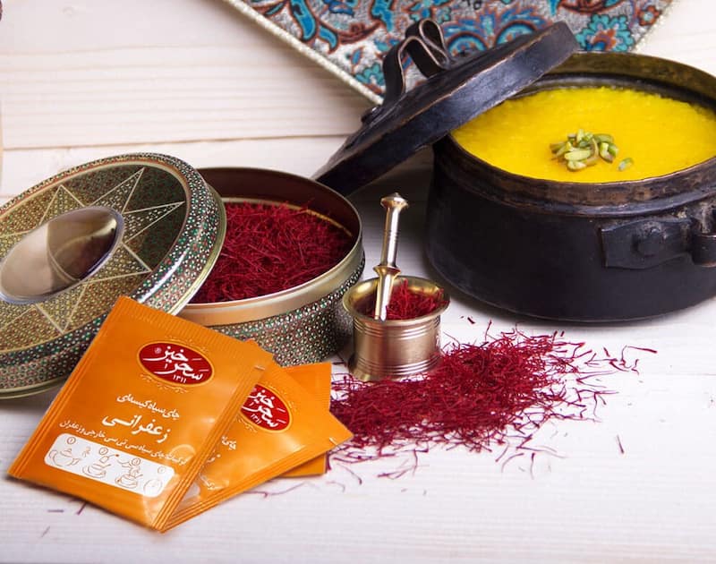 زعفران سحرخیز کاشمر (طلای سرخ) حاوی سافرانال کروسین گلدهی سالی یکبار