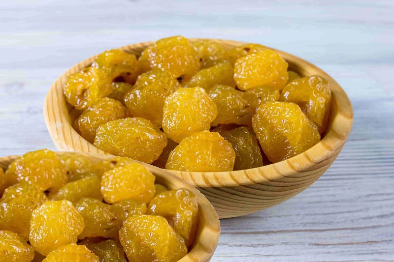 آلو بخارا برای مو؛ خشک تازه درمان ریزش مو حاوی ویتامین C E