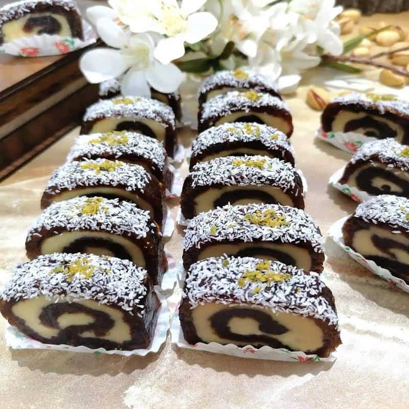 خرما رولتی جدید (رطب) تیره روشن شیرین مقوی 227 کالری