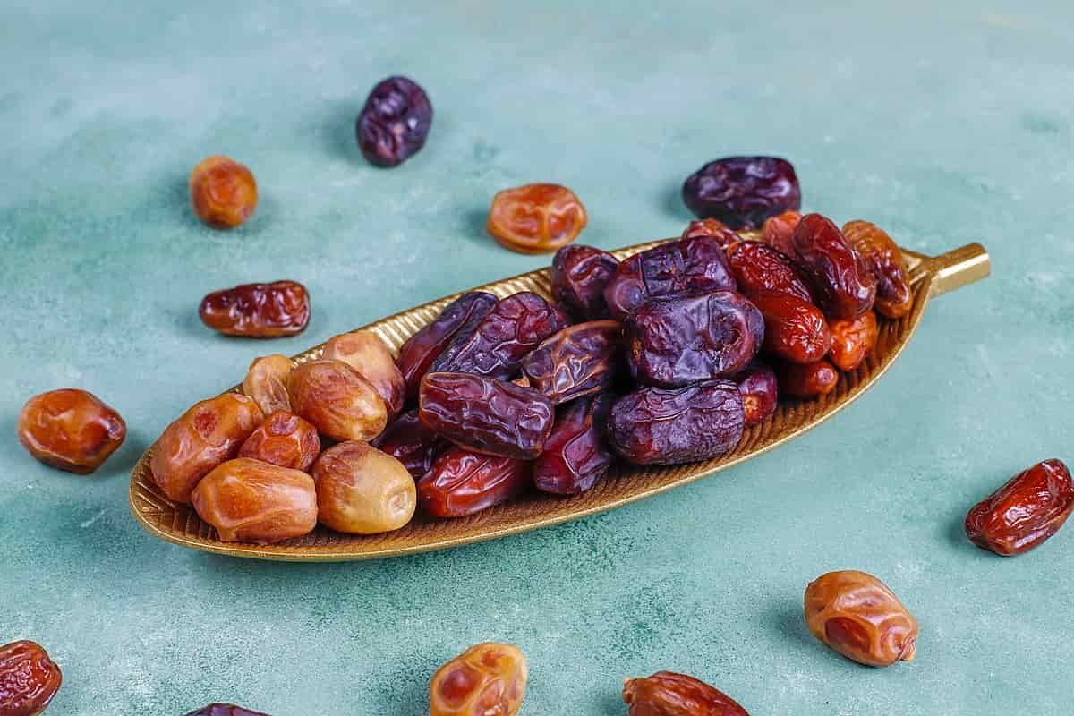 خرما حلوا مجلسی؛ زعفرانی قهوه ای سلامت قلب مو datehalwa