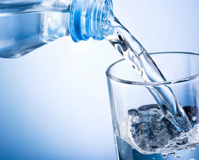 آب مقطر ثامن؛ رقیق کردن تزریقات پزشکی شستشوی زخم (1 4 لیتری)