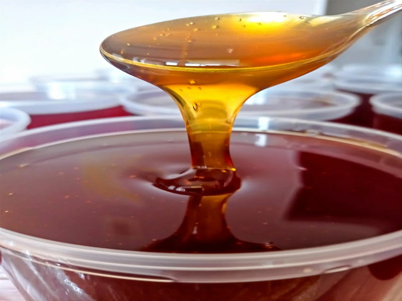 شیره انگور برای پوست؛ قهوه ای تیره غلیظ بازسازی پوست ویتامین C