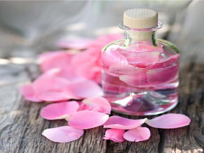 گلاب برای سوزش معده؛ شفاف معطر حاوی آنتی اکسیدان ویتامین B12