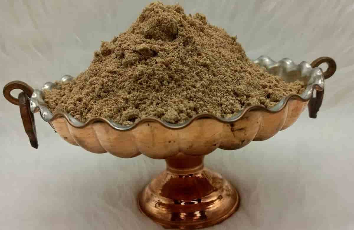 قاووت پنج نوش (قُوَّتو) تقویت ریشه مو قهوه ای حاوی پروتئین