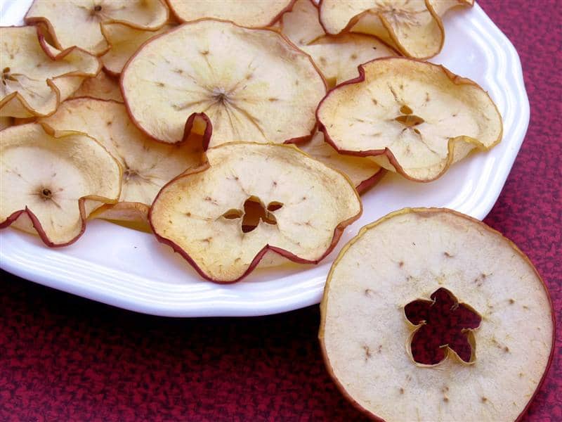 سیب خشک بسته بندی؛ تنظیم فشار خون شادابی پوست حاوی ویتامین A C