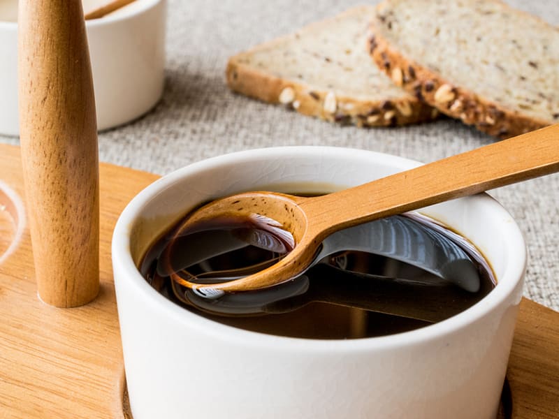 چهار شیره؛ انگور خرما انجیر توت حاوی فسفر ید Manganese