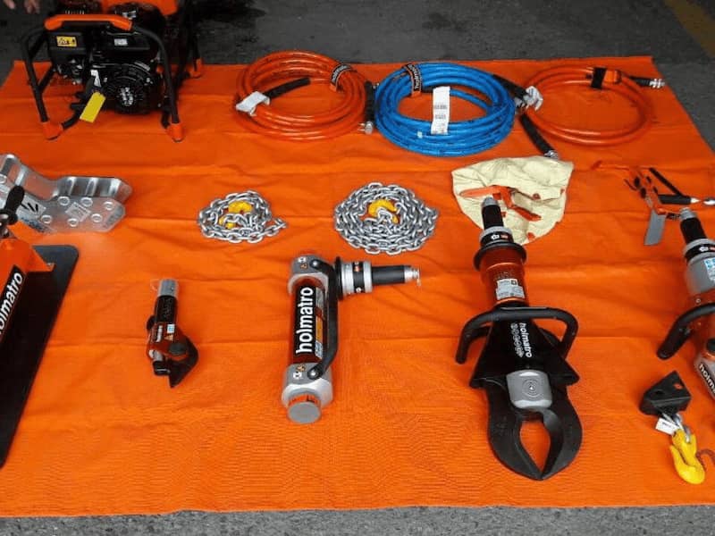 تجهیزات هیدرولیک نجات؛ فولاد 3 نوع سبک متوسط سنگین