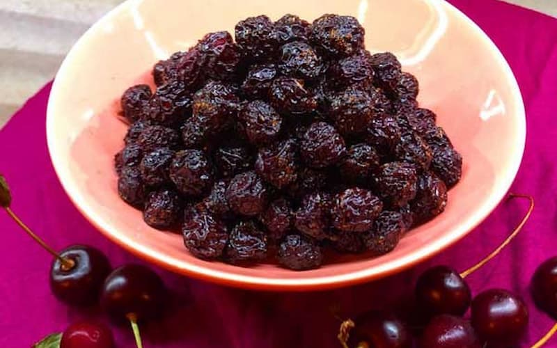 آلبالو خشک در توستر؛ شیرین ملس گوشتی حاوی ویتامین C