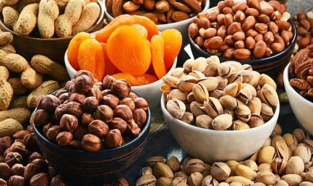 خشکبار تواضع شریعتی؛ پسته بادام خام تقویت سیستم ایمنی