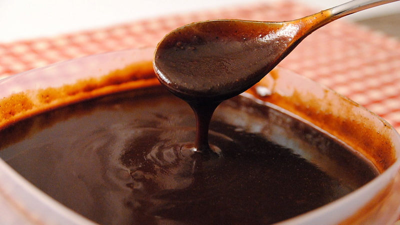 شیره خرما برای صورت؛ رفع تیرگی شفاف سازی پوست حاوی مواد معدنی