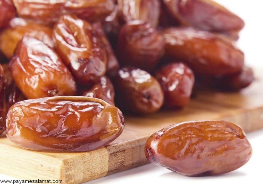 خرما با پودر پسته؛ گرم شیرین (گرم خشک) پروتئین 200 نوع