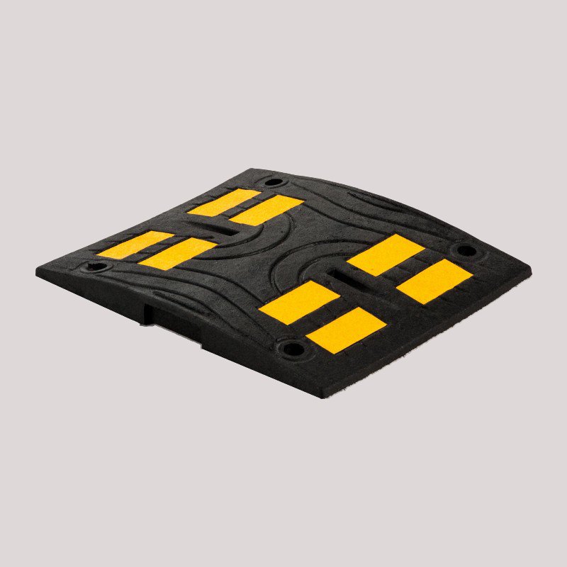 سرعت گیر لاستیکی؛ بتن مقاومت بالا کاهش سرعت خودرو