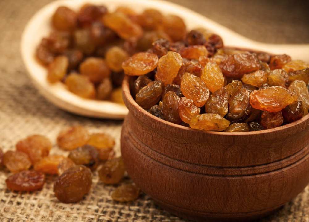 کشمش طب سنتی؛ طلایی سبز پلویی 3 روش تیزابی گوگردی آفتابی