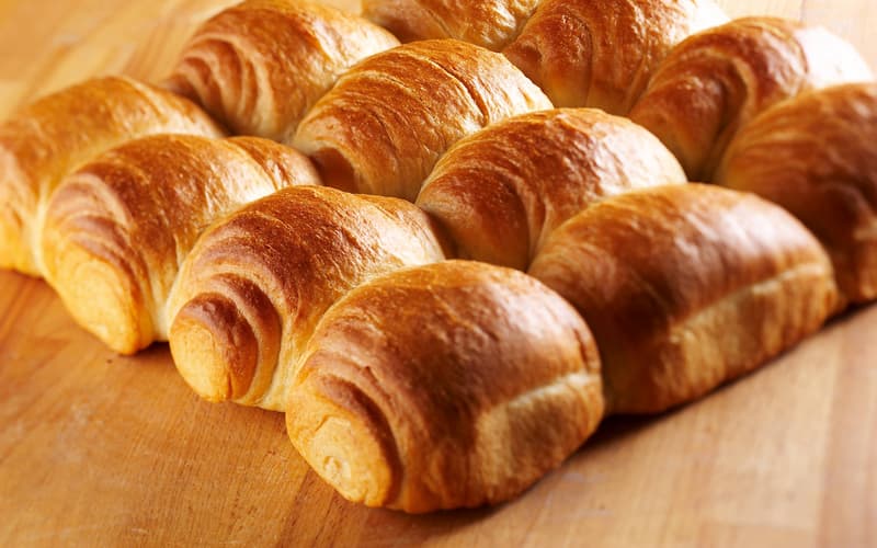 شیرینی کلمپه زعفرانی؛ خمیری ترد 10 کیلویی شیرین خوش طعم