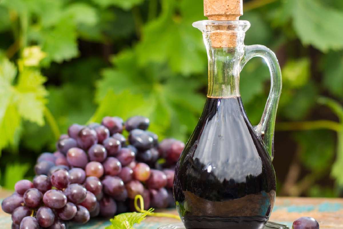 شیره انگور برای کبد چرب؛ طبیعی طعم تند میزان کالری بالا juice