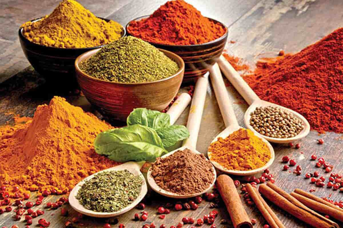 ادویه هاتی کارا؛ خانگی صنعتی درجه1 ترکیب (زعفران سیر لیمو گوجه)