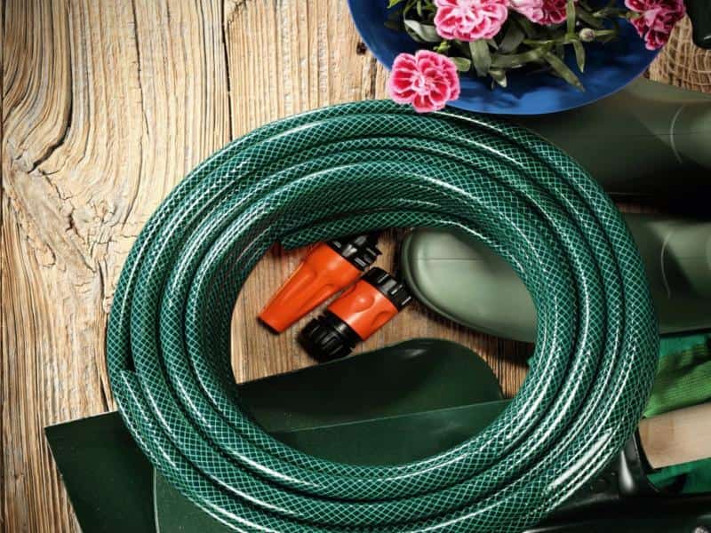 شلنگ دستشویی فرنگی؛ پلاستیک استیل ضد زنگ مراکز تجاری اداری geyser