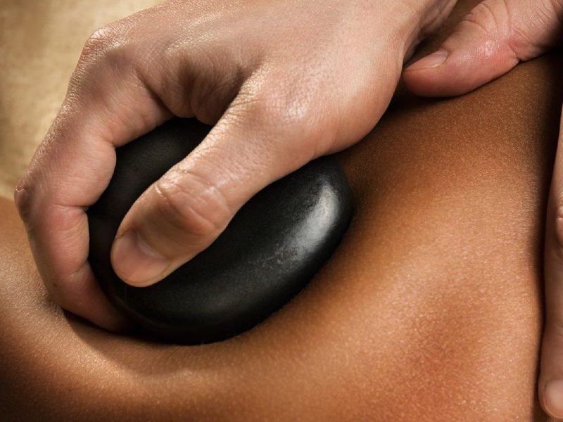 ماساژ ترکی در استانبول؛ ورزشی حرفه ای 2 روش (تانتریک شیاتسو)