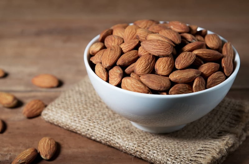 بادام درختی ایرانی؛ سنگی پوست کاغذی مامایی پروتئین Calcium