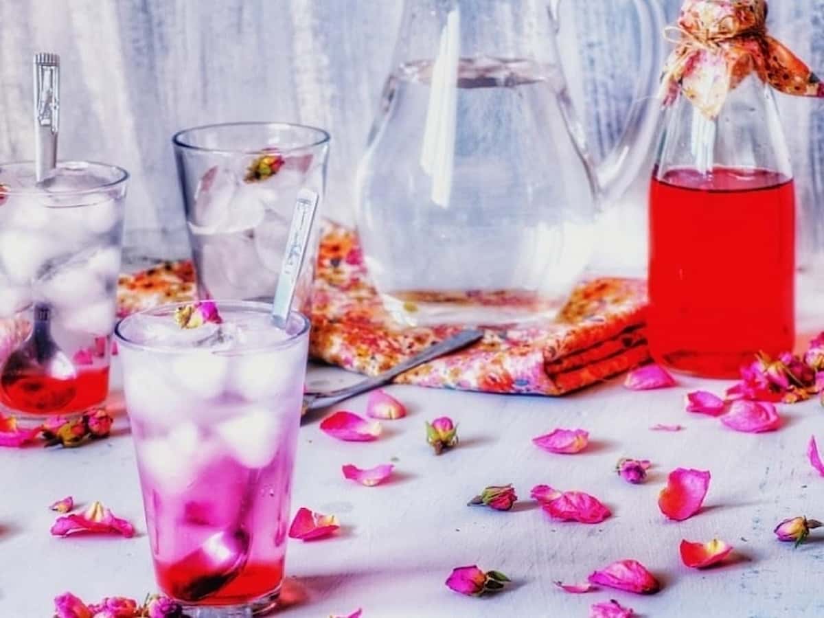 شربت گل سرخ (دوشاب) صنعتی خانگی 2 رنگ قرمز صورتی غلظت بالا شیرین