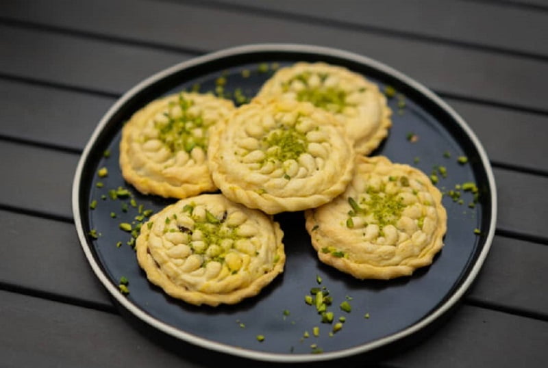 کلوچه شکری بدون خمیر مایه؛ شیرین (دایره ای مثلثی) جوش شیرین آب آرد لیمو