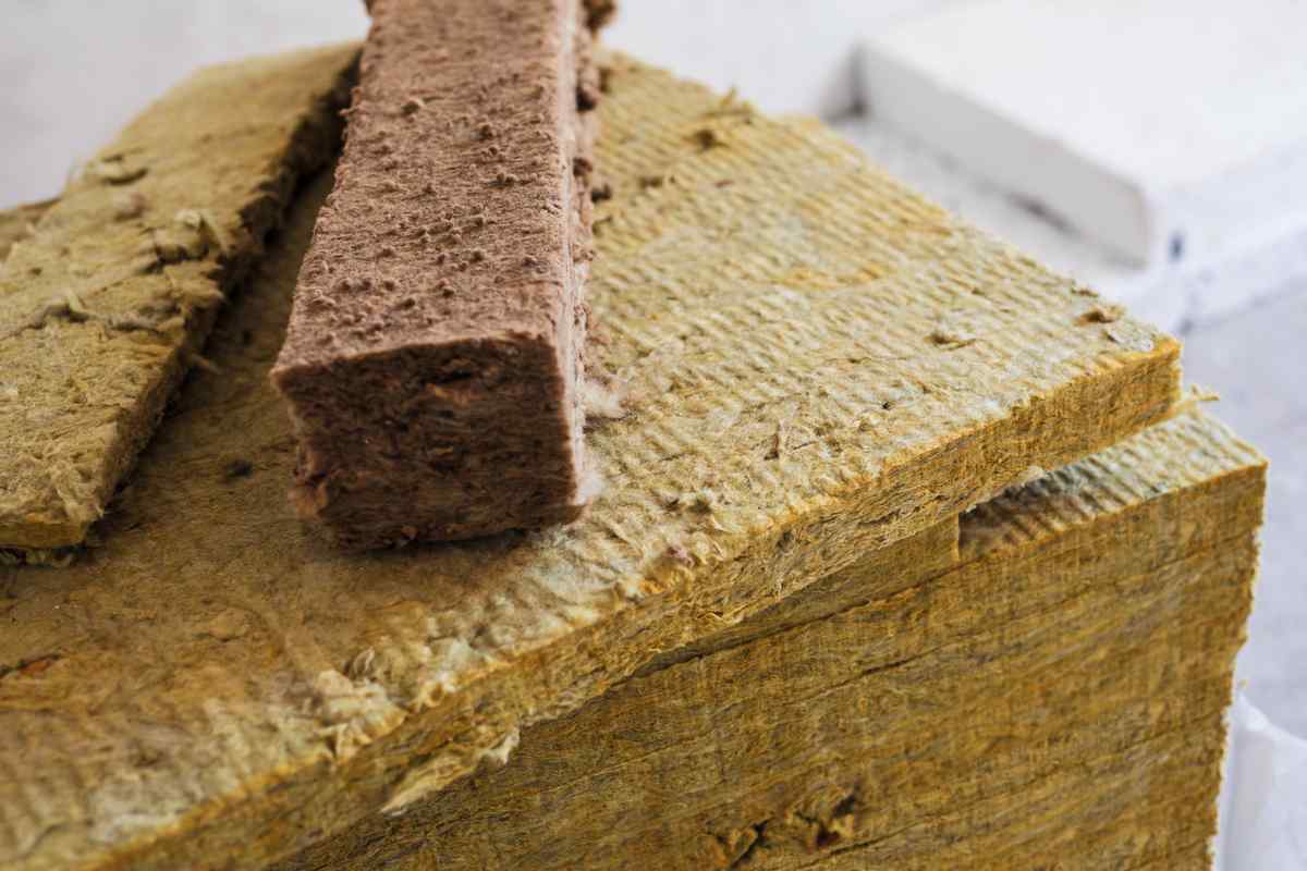 پشم سنگ شیروانی؛ یک لایه فالتیک عایق صوتی حرارتی چگالی بالا