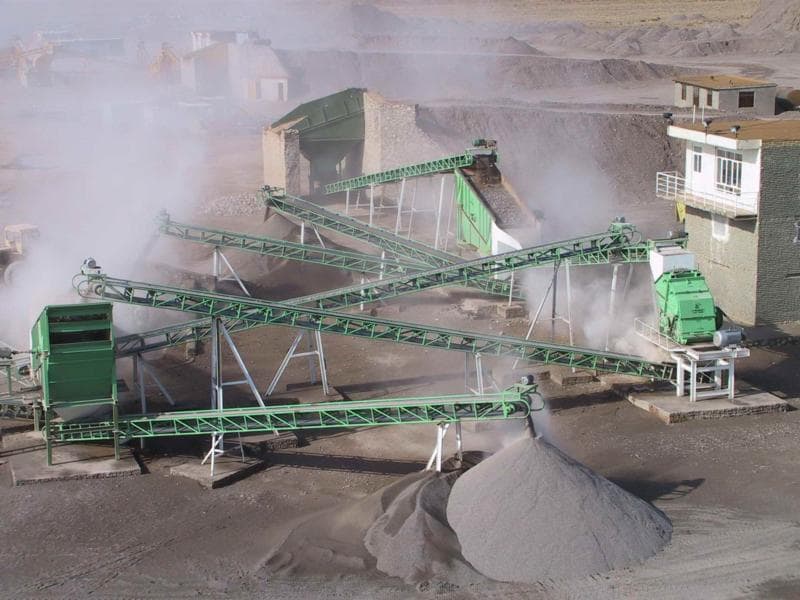 دستگاه سنگ شکن ضربه ای؛ تکه سنگ مصالح ساختمانی 2 نوع (ثابت قابل حمل) Horizontal