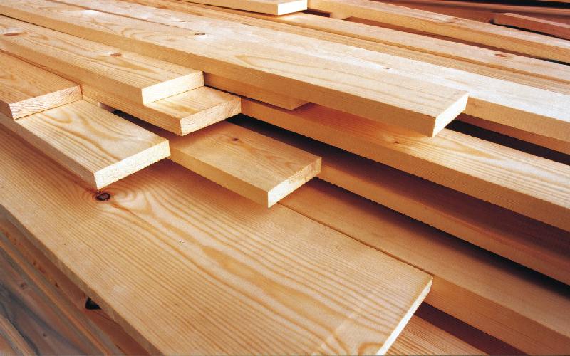 چوب روسی در اهواز؛ جلا پذیری بالا (مبل میز صندلی)